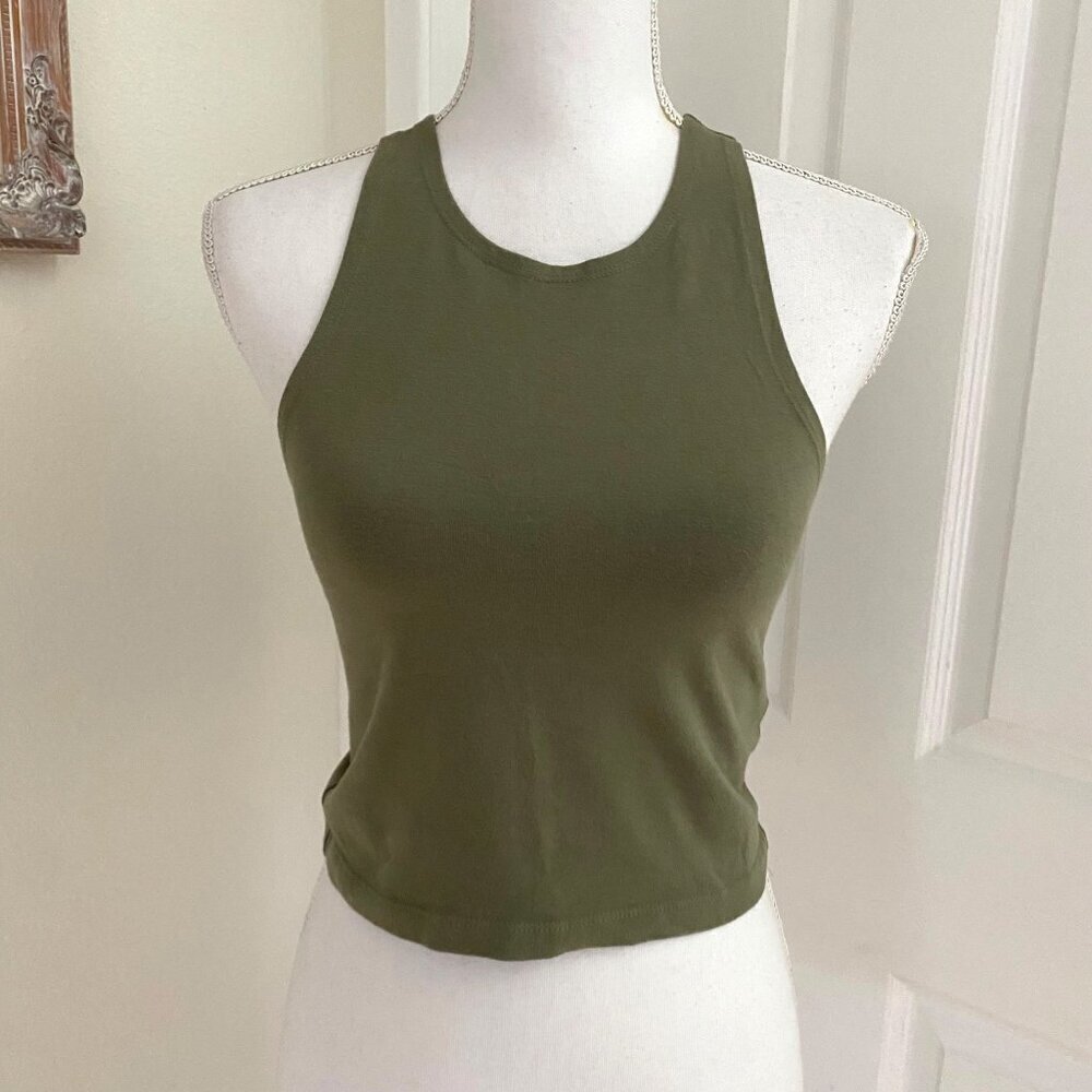 Forever 21 Army Green Crop Top Sleeveless Size Medium Preowned. B7